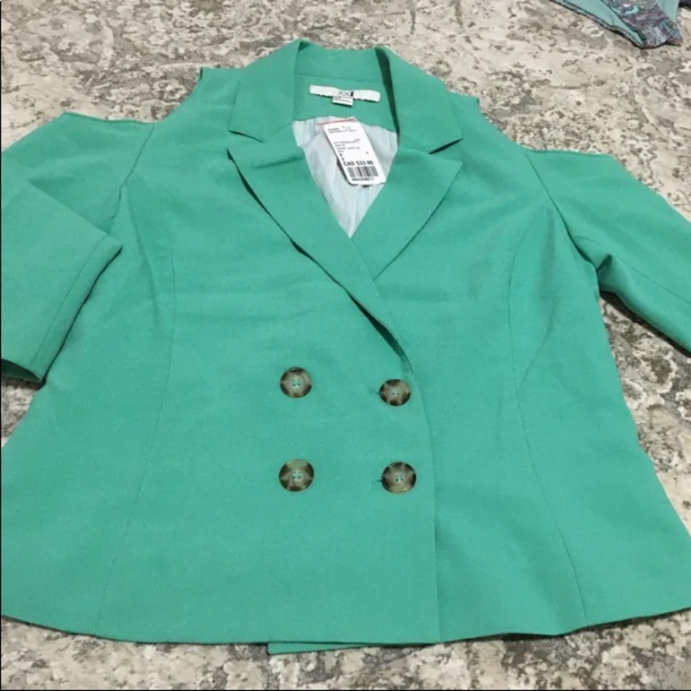 Forever 21 cold shoulder dOuble breasted jacket